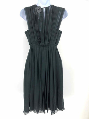 CLUB MONACO Forest Green Silk Pleated Sleeveless Size 2  (XS) Dress