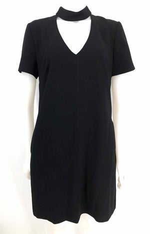 TRINA TURK Black V-Neck Short Sleeves Size SMALL (S) Dress