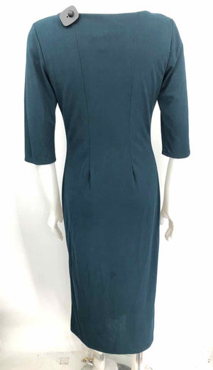 DE NOVO by Elizabeth Holiday Teal Tie Size SMALL (S) Dress