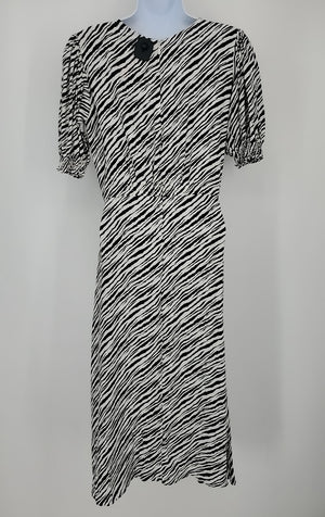 FAITHFULL THE BRAND White Black Print Short Sleeves Size 2  (XS) Dress