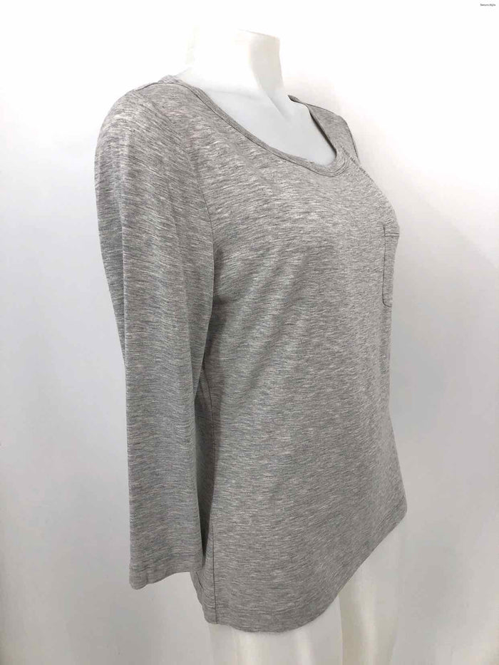 St. JOHN SPA Gray pocket 3/4 Sleeve Size MEDIUM (M) Top