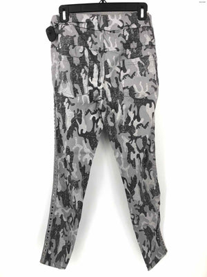 VENTI6 Gray Silver Trim Camouflage Studded Size SMALL (S) Pants