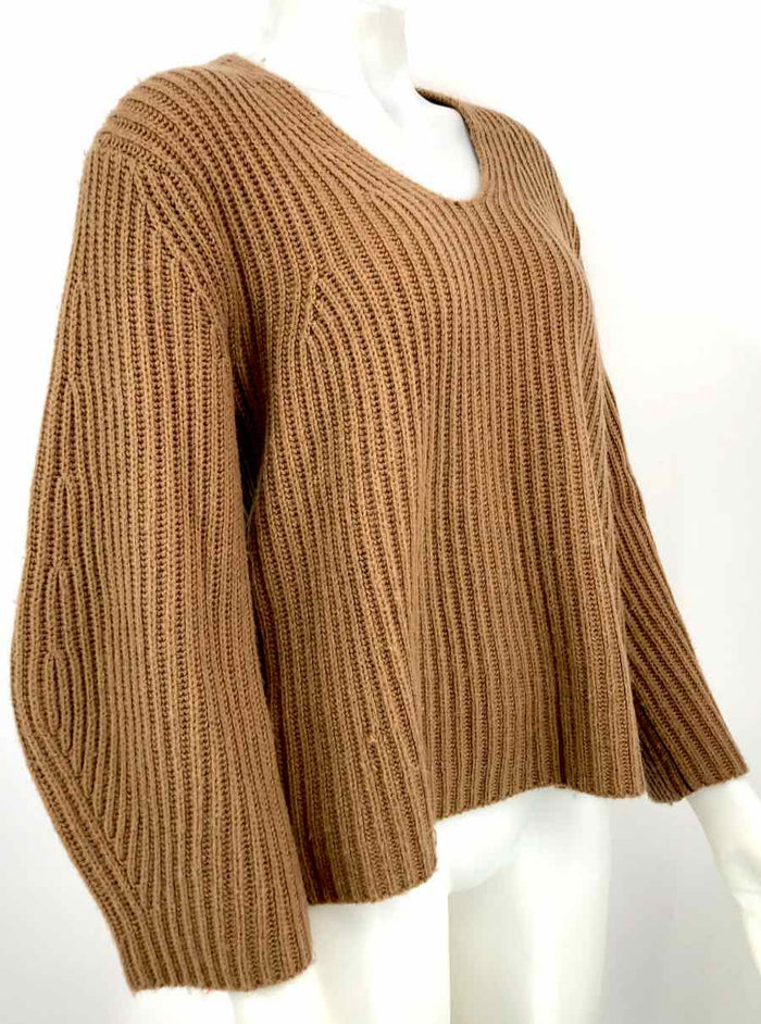 SEVENTY TWO Tan Knit Longsleeve Size 42 (SM) Sweater