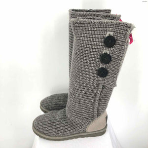 UGG Gray Knit Boot Shoe Size 8 Shoes