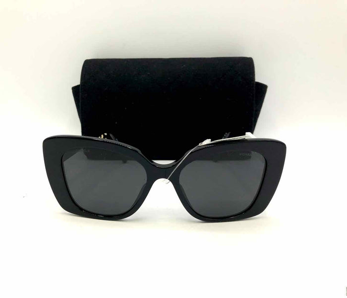 CHANEL Black White Pre Loved Monogram Modified Cats Eye Sunglasses w/case