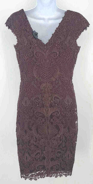 TADASHI SHOJI Plum Embroidered Short Sleeves Size 4  (S) Dress