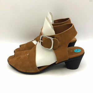 ARCHE Tan Leather Made in France Sandal Shoe Size 38 US: 7-1/2 Shoes