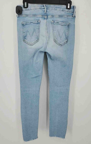 MOTHER Lt Blue Denim Ankle Fray Size 27 (S) Jeans