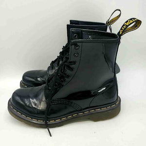 DR. MARTENS Black Patent Leather Combat Shoe Size 8 Boots