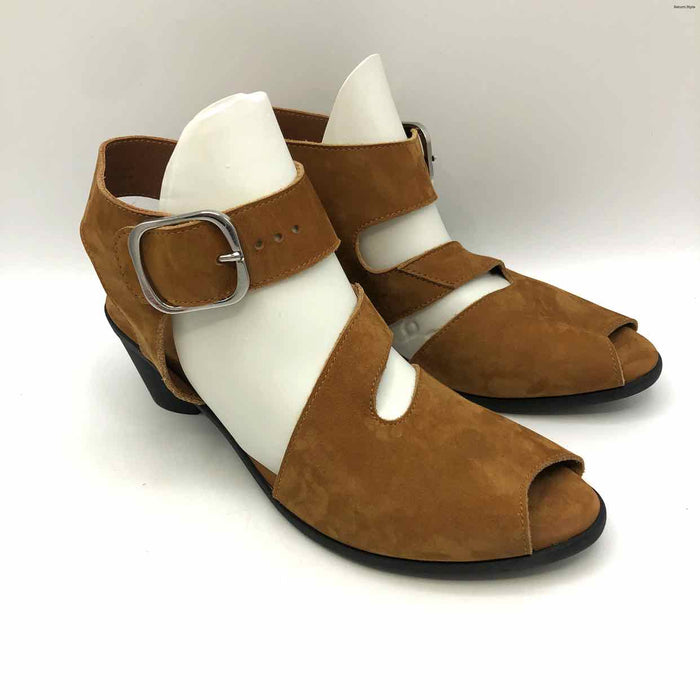 ARCHE Tan Leather Made in France Sandal Shoe Size 38 US: 7-1/2 Shoes