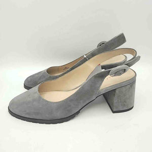 PELLE MODA Gray Suede Chunky Heel Shoe Size 7 Shoes