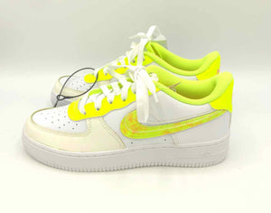 NIKE White Neon Yellow Sneaker Shoe Size 37.5 US: 7 Shoes