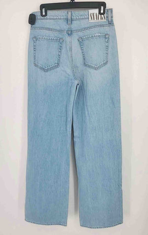 MOTHER SNACKS! Lt Blue Denim Distressed Size 25 (XS) Pants