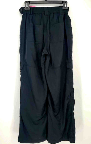 ALO Black Cargo Wide Leg Size X-SMALL Activewear Bottoms