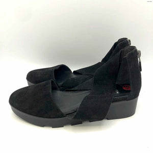 EILEEN FISHER Black Suede Sandal Shoe Size 6-1/2 Shoes