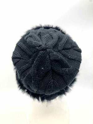 NILS Black Merino Wool & Cashmere Fur Pre Loved Pom Pom Beanie Hat