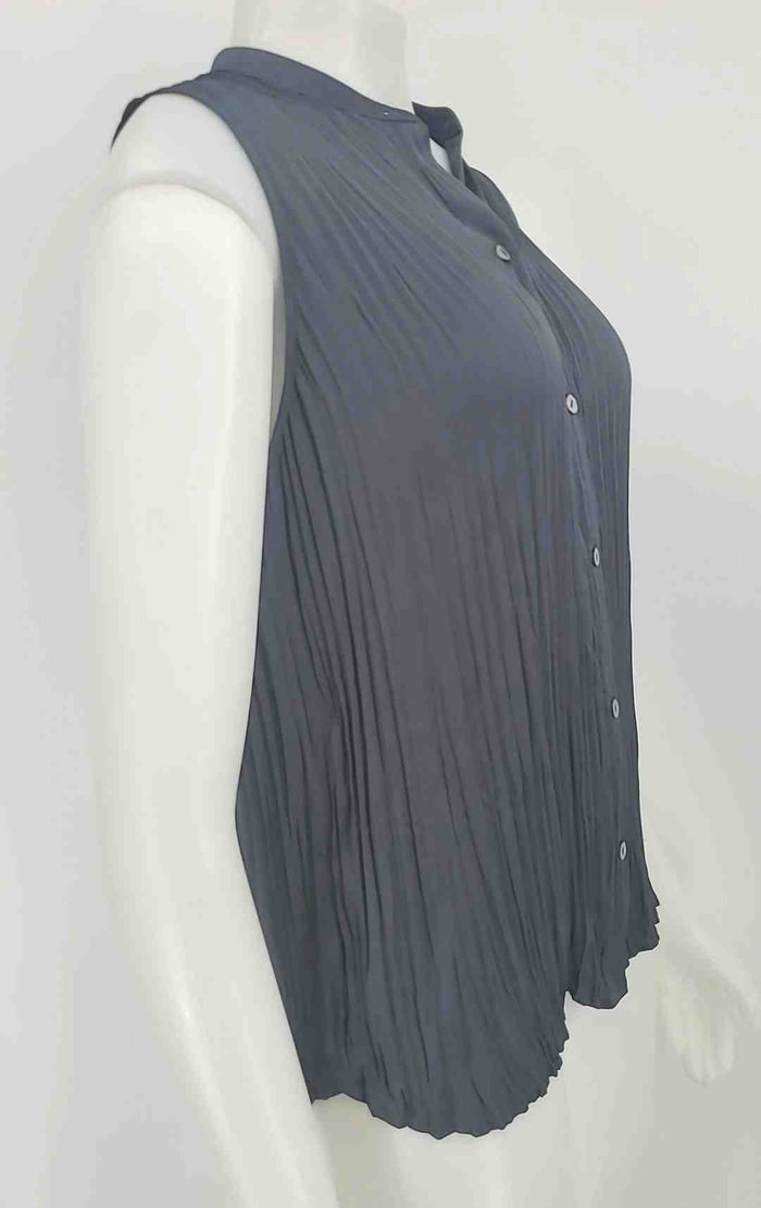 VINCE Navy Pleated Tank Size SMALL (S) Top