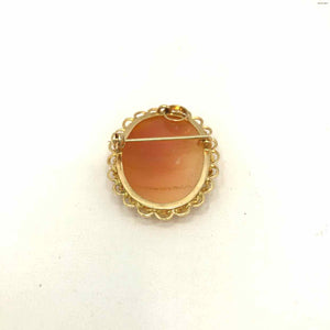 Beige Goldtone Vintage Cameo Oval 18k-Pendant