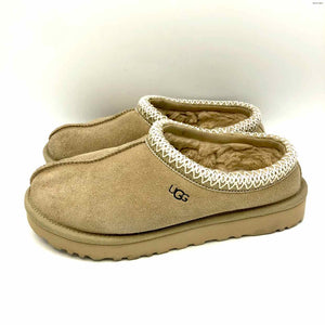 UGG Beige Suede Mule Shoe Size 7 Shoes