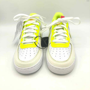 NIKE White Neon Yellow Sneaker Shoe Size 37.5 US: 7 Shoes