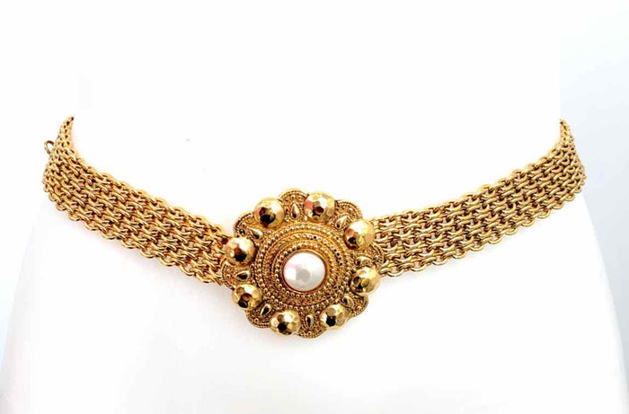 CHANEL Goldtone "Pearl" Vintage Chain Link Design 32" 1" Belt