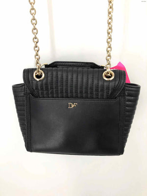 DVF - DIANE VON FURSTENBERG Black Goldtone Leather Pre Loved Quilted Purse