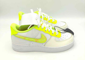 NIKE White Neon Yellow Sneaker Shoe Size 37.5 US: 7 Shoes