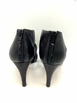 STUART WEITZMAN Black Leather Heels Shoe Size 7 Shoes