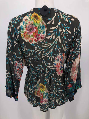 JOHNNY WAS Black Blue Multi Silk Floral Print 3/4 Sleeve Size SMALL (S) Top