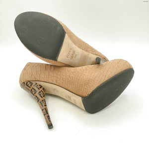 FENDI Beige Made in Italy Monogram Trim Shoe Size 39.5 US: 9 Shoes