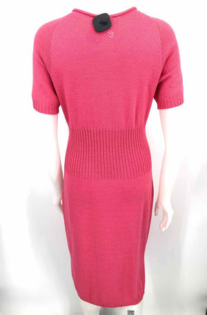 ST. JOHN Pink Knit Short Sleeves Size SMALL (S) Dress