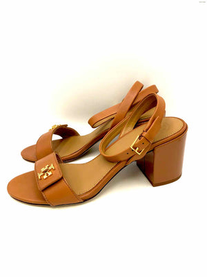 TORY BURCH Tan Gold Patent Leather Sandal 2.75" Chunky Heel Shoe Size 7 Shoes