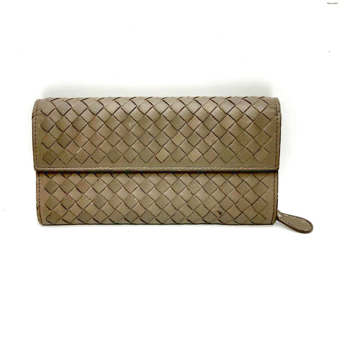 BOTTEGA VENETA Gray Leather Pre Loved AS IS Intrecciato Wallet