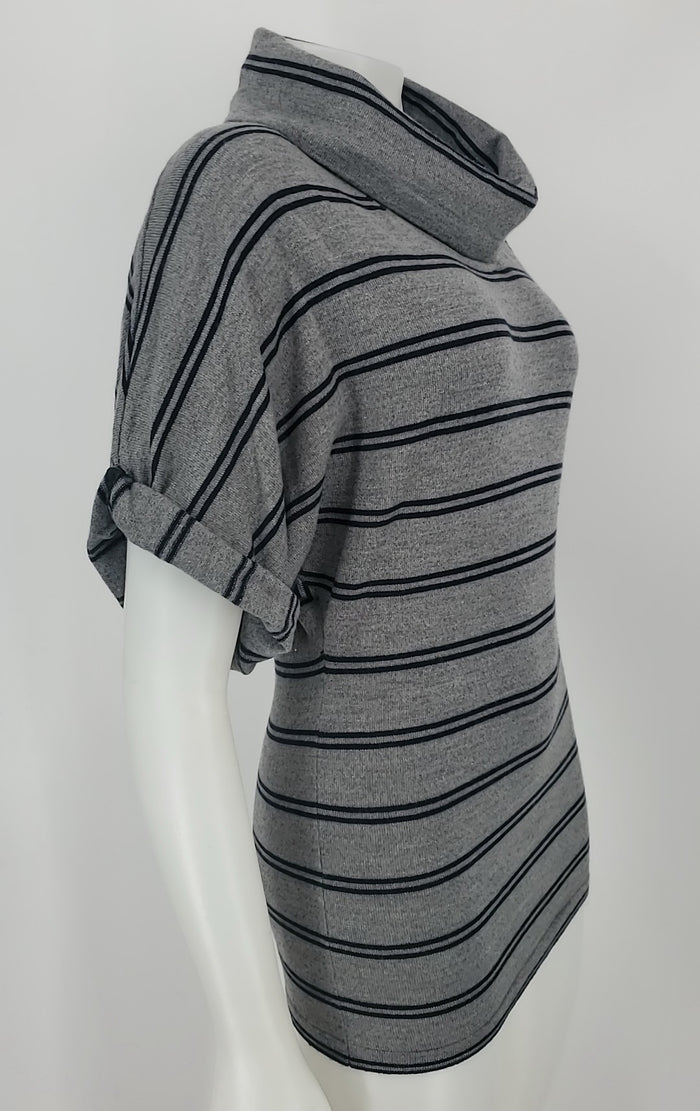 THEORY Gray Navy 95% Wool Stripe Short Sleeves Size MEDIUM (M) Sweater