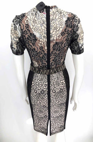 BYRON LARS Black Beige Lace Chain Trim w/belt Size 4  (S) Dress