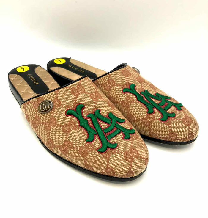 GUCCI Pink & Green Made in Italy Monogram Mule Shoe Size 37 US: 7 Shoes