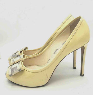 LOUIS VUITTON Ivory Gray Bow Shoe Size 36.5 US: 6.5 Shoes