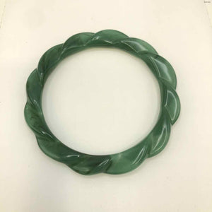 Green Vintage Twisted Bangle