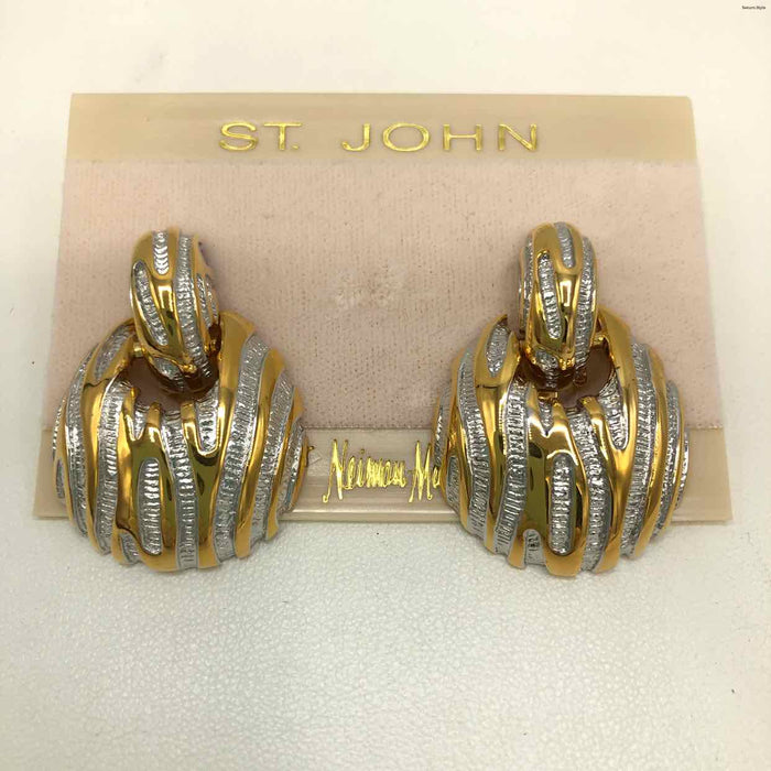 ST. JOHN Goldtone Silvertone Pre Loved Textured Clip Ons