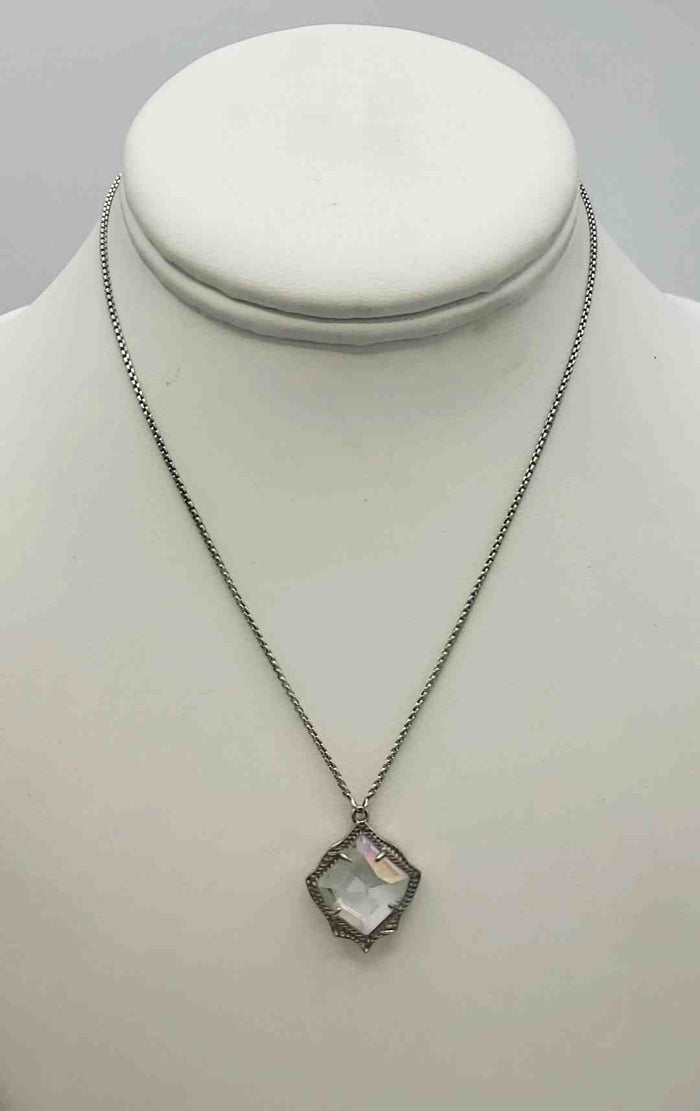 KENDRA SCOTT Silvertone Clear Iridescent Pre Loved 29" Necklace