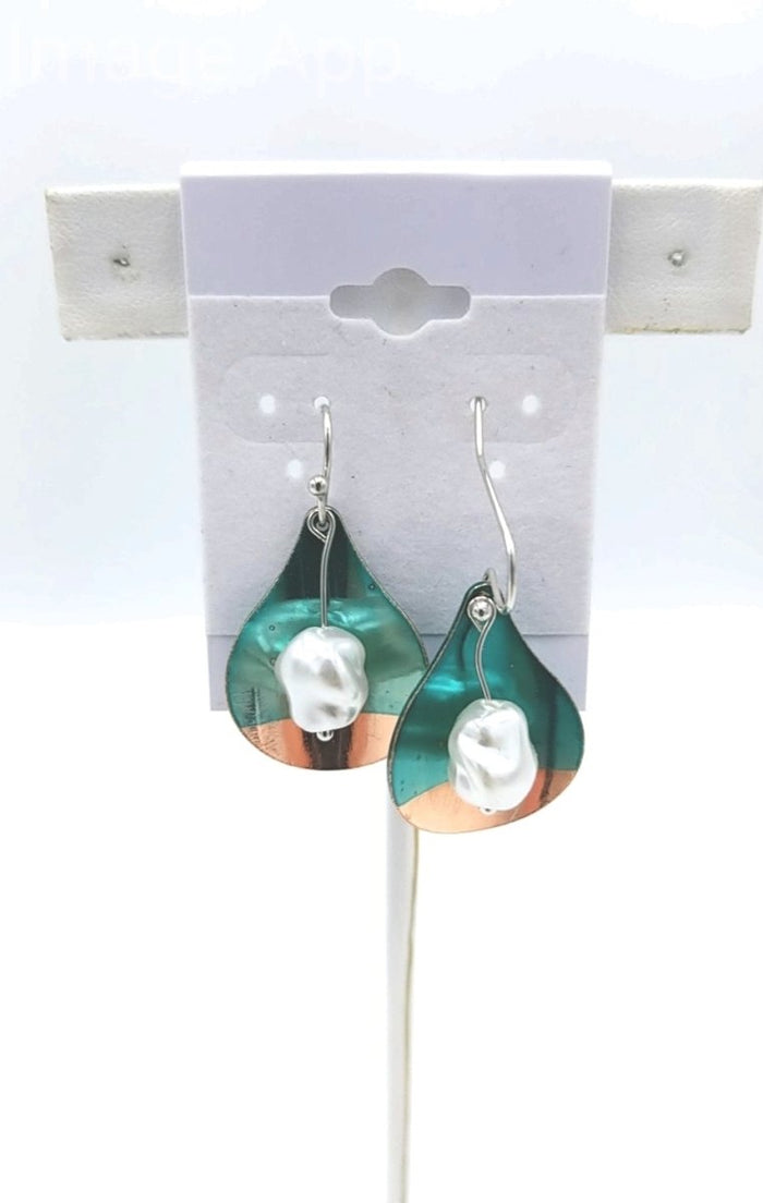 Green Gold Pearl Earrings