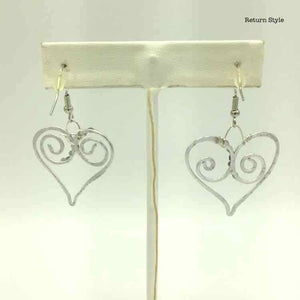 Silvertone Hearts Earrings - ReturnStyle