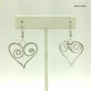 Silvertone Hearts Earrings - ReturnStyle